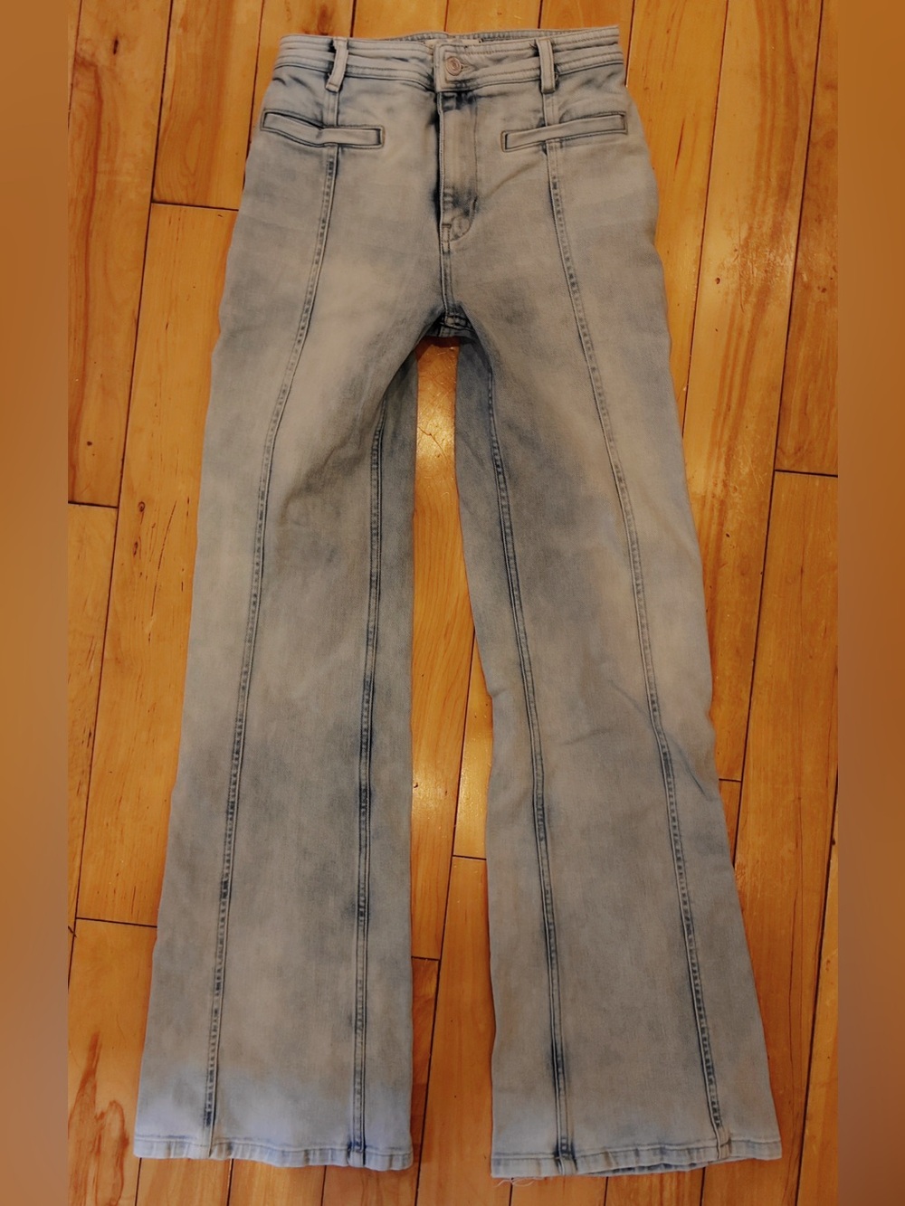 We The Free Star Pocket High Rise Flare Jeans - Pale Blue Sz 28